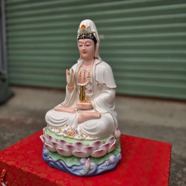 Tượng Quan Thế Âm Bồ Tát bằng sứ Đức Hóa 12inch