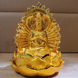 Tượng Phật Quan Thế Âm để xe ô tô màu vàng nhiều kiểu dáng - Kiểu 3