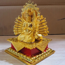 Tượng Phật Quan Thế Âm để xe ô tô màu vàng nhiều kiểu dáng - Kiểu 6