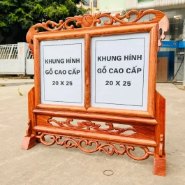 Khung ảnh đôi thờ gia tiên 20cmx25cm gỗ hương chạm khắc ép kính viền hoa cao cấp cao để vừa hình
