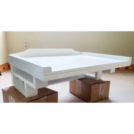 Bàn thờ treo tường gỗ sồi ngang 61cm trắng