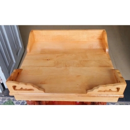 Bàn thờ treo tường gỗ tràm bông vàng 50cm – vàng nhạt