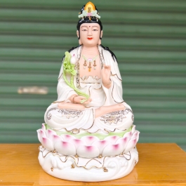 Tượng Đại Thế Chí Bồ Tát Bằng Sứ Đức Hóa cao 31cm