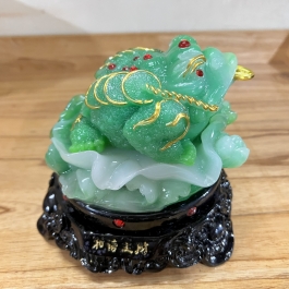 Cóc lá sen phong thủy, Thiềm Thừ để trên bàn thờ Thần Tài chiêu tài hút lộc – Cỡ nhỏ cao 12cm (đỏ,xanh)
