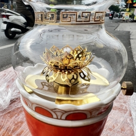 Đèn dầu sứ trắng cao cấp nhập khẩu cao 16cm- ĐỎ