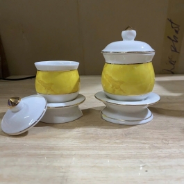 Hủ đựng muối gạo họa tiết Đá Hoa Cương - Vàng cao 11cm ngang 9cm