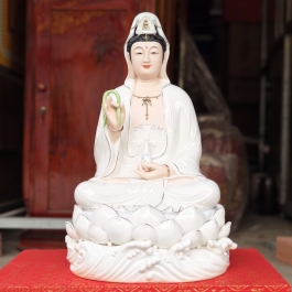 Tượng Quan Thế Âm Bồ Tát bằng sứ đức hóa cao cấp ngồi trên đài sen 2 cỡ cao 37cm và 43cm