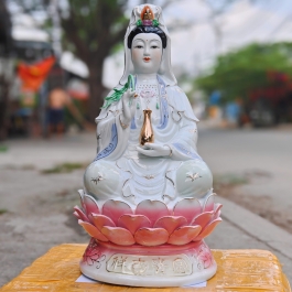 Tượng Phật Quan Thế Âm Bồ Tát bằng sứ cao 47cm