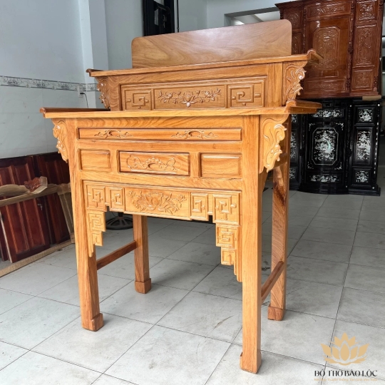 Bàn thờ gia tiên hai tầng gỗ gõ đỏ ngang 1.47m