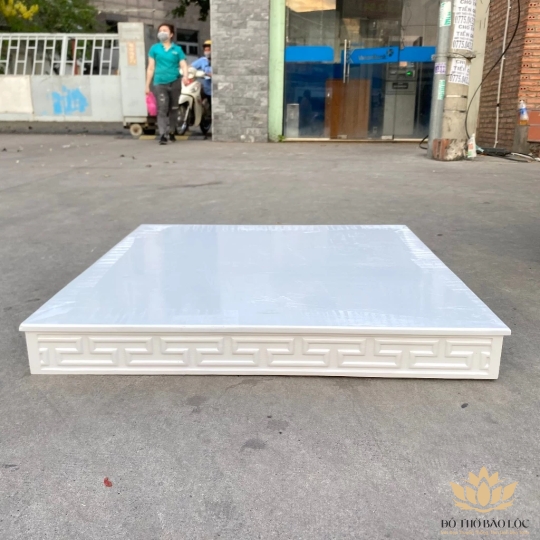 Bàn kê, bục kê, đặt bàn thần tài thổ địa bằng gỗ sồi 100% Ngang 89cm x Cao 89cm - Trắng