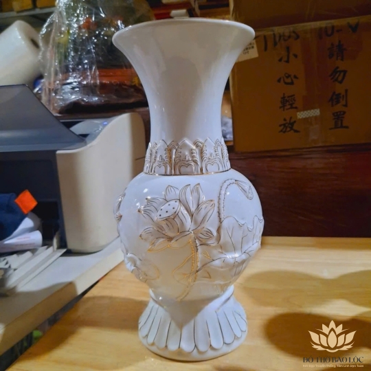 Bình bông sứ trắng bạch ngọc cao 18cm ngang 9cm