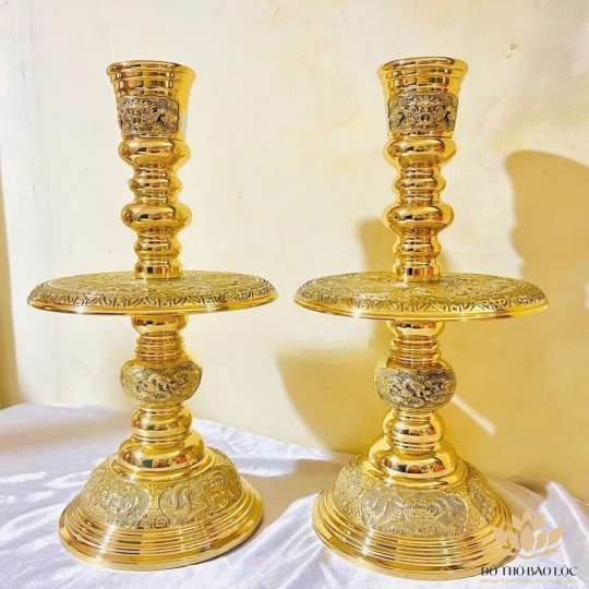 Cặp chân đèn, cặp chân nến bằng đồng Vĩnh Tiến cao 25cm (số 0 )