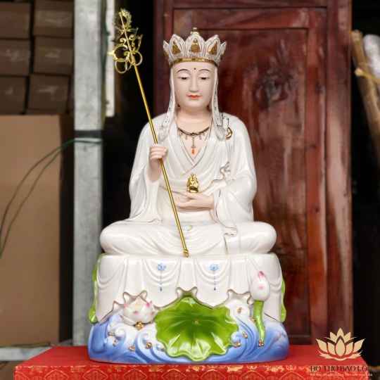 Tượng Địa Tạng Vương Bồ Tát ngồi đài sen tay cầm tích trượng (3 cỡ cao: 30cm, 40cm và 42cm)