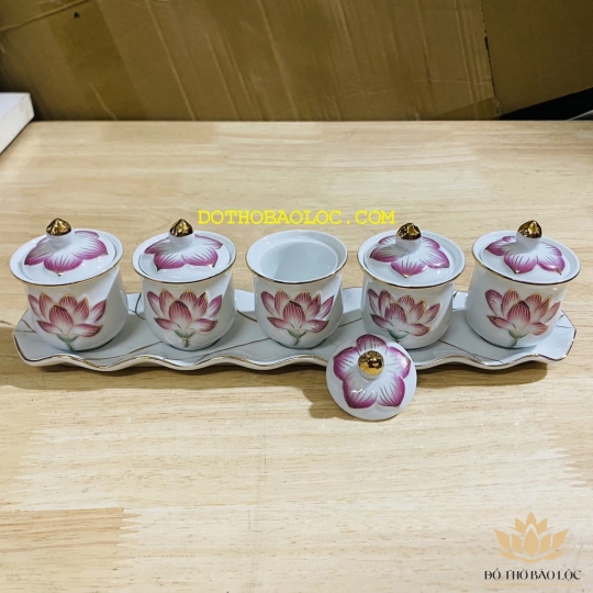 Chum nước thờ có nắp Bạch Ngọc sứ hoa sen tím nổi bộ 5 ly