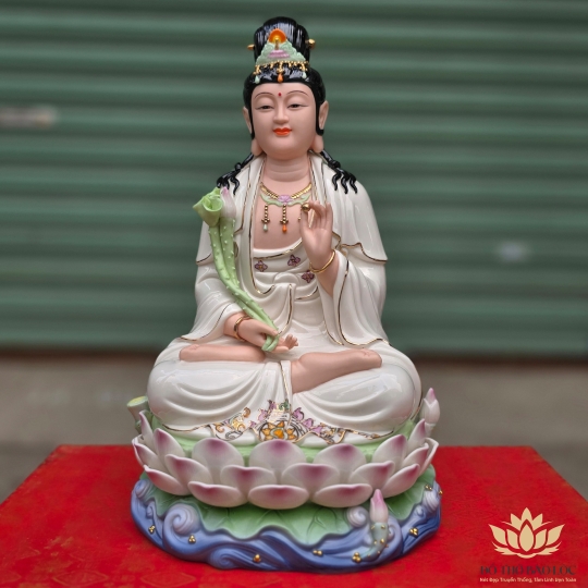 Tượng Đại Thế Chí Bồ Tát bằng sứ Đức Hóa 14inch
