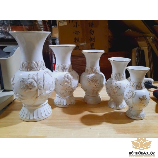 Bình bông sứ trắng bạch ngọc cao 23cm ngang 12cm