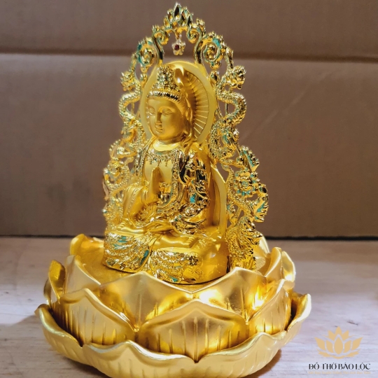 Tượng Phật Quan Thế Âm để xe ô tô màu vàng nhiều kiểu dáng - Kiểu 5