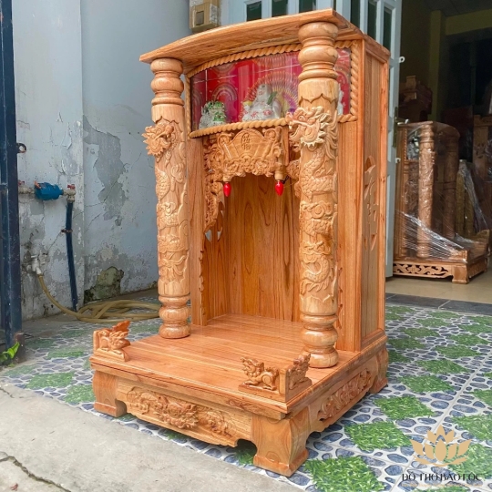 Bàn thờ thần tài ông địa gỗ xoan đào ngang 60cm x cao 97cm quỳ trụ hộp đèn cột 10cm - màu vàng nhạt