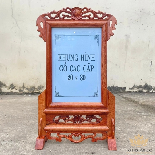 Khung ảnh, khung hình gia tiên gỗ hương 100%  để ảnh 20x30