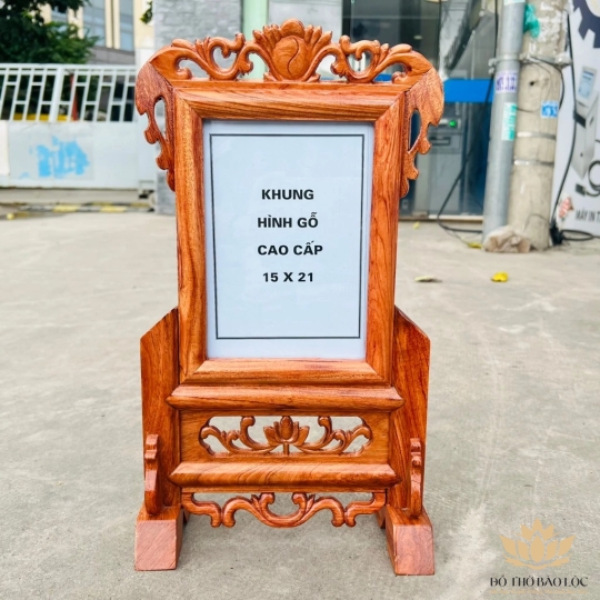 Khung ảnh thờ gia tiên để ảnh 15cmx21cm bằng gỗ hương