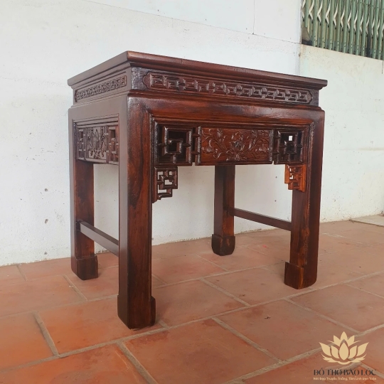 Bàn thờ gia tiên gỗ muồng mẹ bồng con ngang 1m54