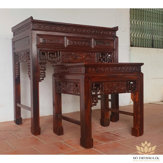 Bàn thờ gia tiên gỗ muồng mẹ bồng con cao 1m27