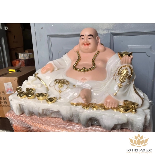 [17inch] Tượng Phật Di Lặc Cầm Thỏi Vàng Bằng Đá Nhập Khẩu Cao Cấp Ngang 44cm - Màu Trắng
