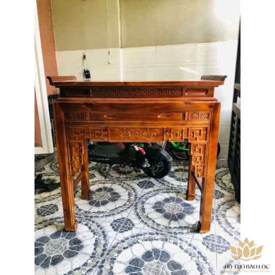Bàn thờ gia tiên gỗ tràm bông vàng cỡ: 1m27