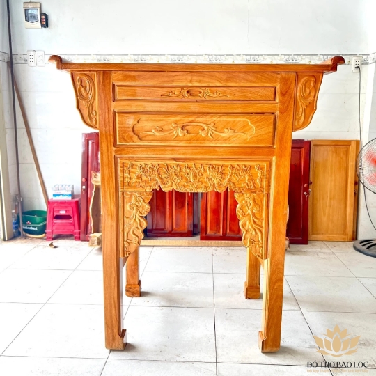 Bàn thờ gia tiên hai tầng gỗ căm xe mặt gõ ngang 1.27m