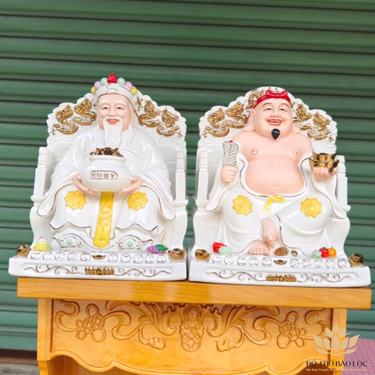 Tượng Thần Tài Thổ Địa Ngồi Ghế Bằng Sứ Đức Hóa Nhập Khẩu Cao Cấp Màu Trắng cao 29cm