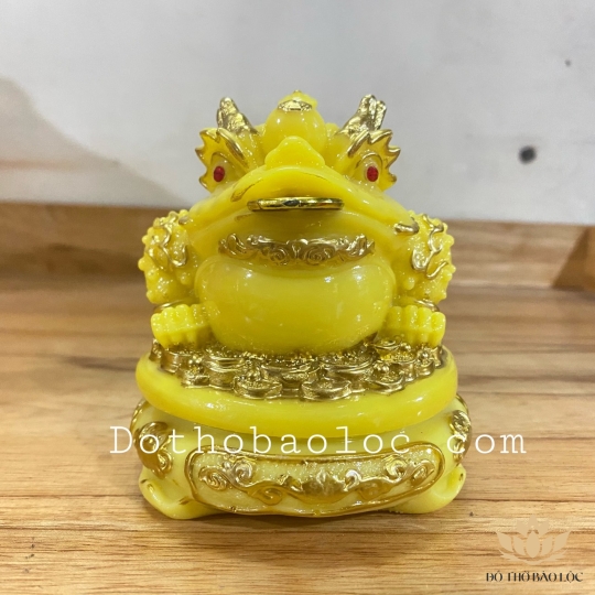 Cóc Ngậm Tiền Vàng Phong Thủy Cao 13,5cm - Màu Vàng (Đế xoay được)