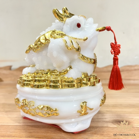 Cóc phong thủy, Thiềm Thừ để trên bàn thờ Thần Tài chiêu tài hút lộc – Trắng cỡ trung
