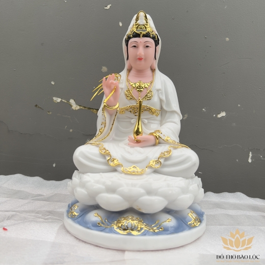 Tượng Phật Quan Âm ngồi đài sen đá Việt Nam cao cấp cao 30cm – Màu trắng