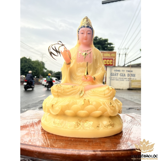 Tượng Quan Âm ngồi đài sen đá nhập khẩu cao cấp cao 30cm – Màu Vàng