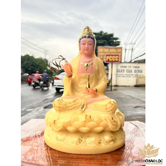 Tượng Quan Âm ngồi đài sen đá nhập khẩu cao cấp cao 30cm – Màu Vàng