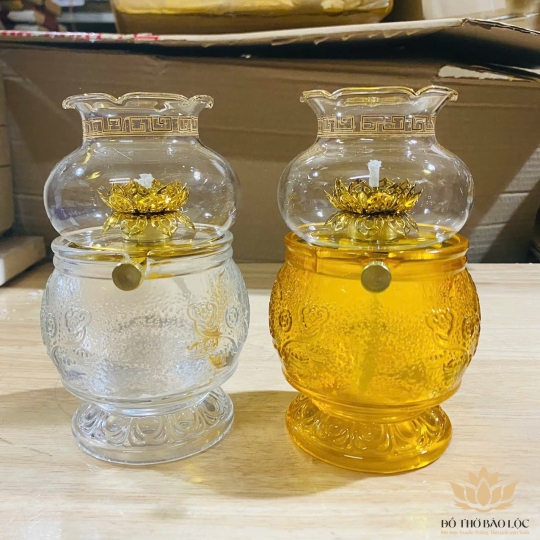 Đèn dầu thờ pha lê lưu ly hoa sen cao 16cm - 2 màu (trắng, vàng)