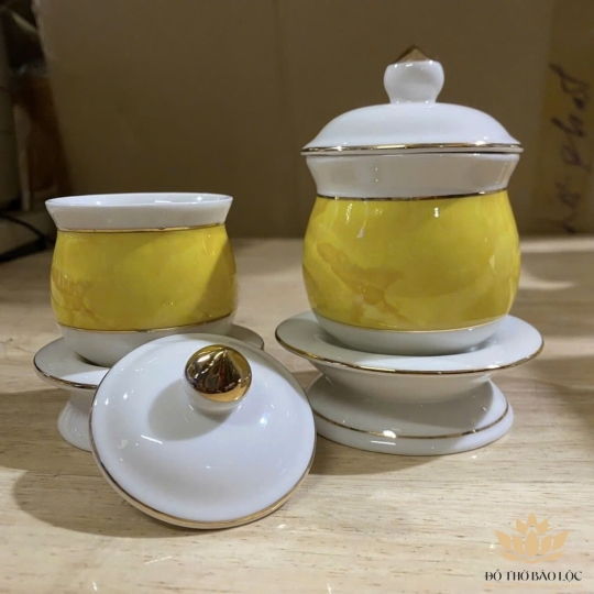 Hủ đựng muối gạo họa tiết Đá Hoa Cương - Vàng cao 11cm ngang 9cm