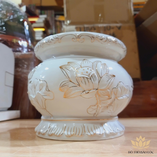 Lư hương bạch ngọc sứ trắng cao 9cm ngang 11cm