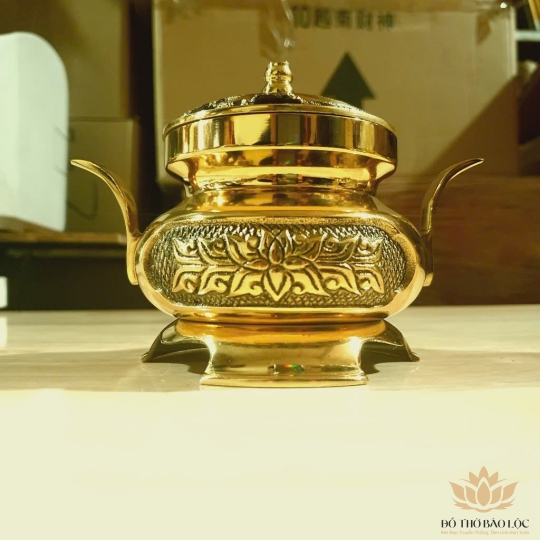 Đỉnh đốt trầm bằng đồng thương hiệu Thuận Phát (3 cỡ) - Cỡ 3 Cao 10cm