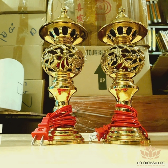 Đèn đồng long phụng thờ gia tiên thương hiệu Thuận Phát (3 cỡ) - Cỡ lớn Cao 37cm