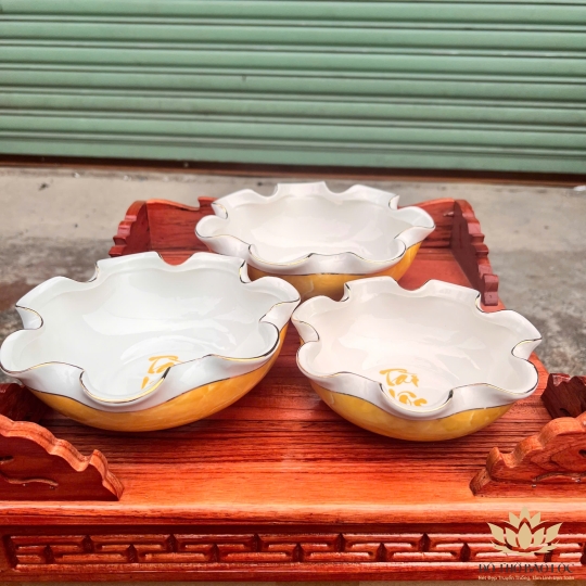 Bát Sen Thả Hoa, Bát “Minh đường tụ thủy” Vân Đá Hoa Cương Chữ Tài Lộc Màu Vàng - Ngang 20cm