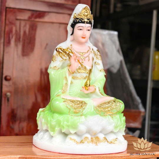 Tượng Quan Âm Ngồi Đài Sen Màu Xanh Ngọc cao 29cm