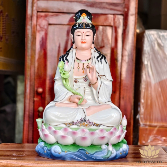 Tượng Đại Thế Chí Bồ Tát Bằng Sứ Cao Cấp cao 30cm