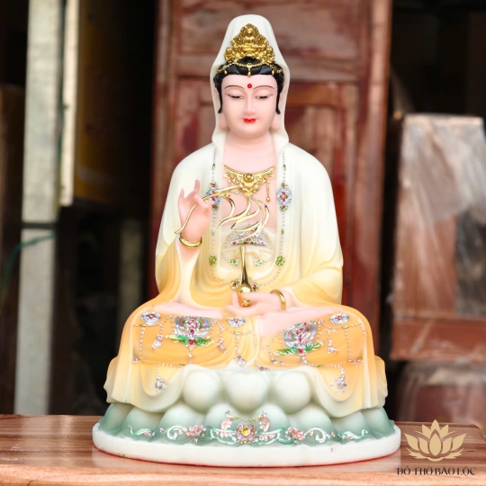 Tượng Quan Thế Âm Bồ Tát Ngồi Đài Sen Bằng Đá Cao cấp Cao 30cm