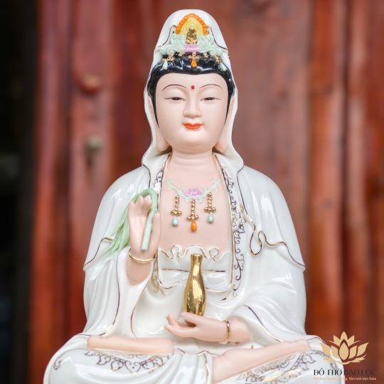Tượng Quan Thế Âm Bồ Tát Bằng sứ đức hóa ngồi trên đài sen cao cấp cao 37cm