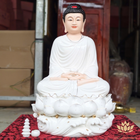 Tượng Phật Thích Ca Mâu Ni bằng sứ đức hóa ngồi trên đài sen cao cấp – 3 cỡ