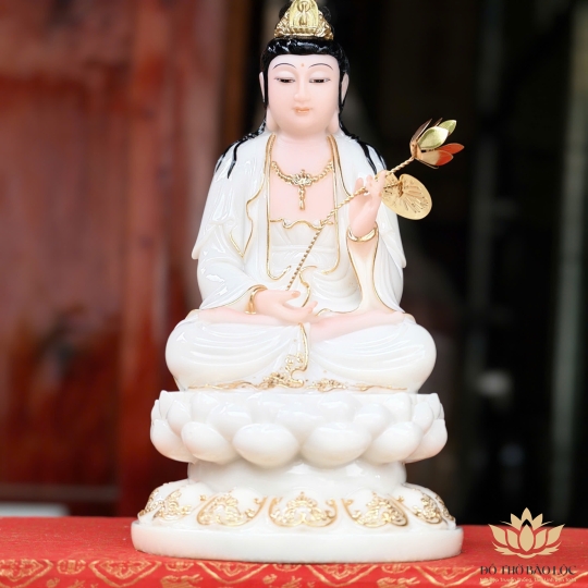 Tượng Đại Thế Chí Bồ Tát Bằng Đá Cao Cấp ngồi trên đài sen cao cấp cao 30cm