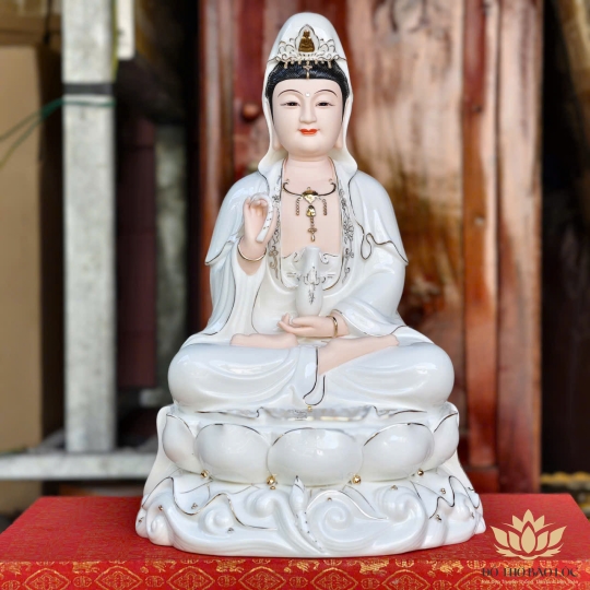 Tượng Quan Thế Âm Bồ Tát bằng sứ đức hóa cao cấp ngồi trên đài sen (3 cỡ: Cao 30cm, Cao 35cm, Cao 40cm)