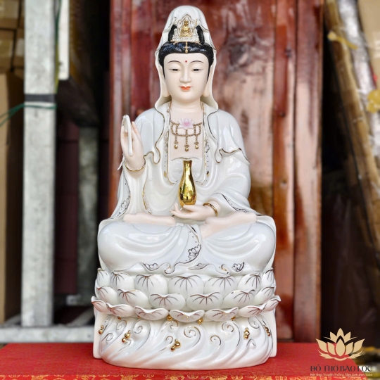Tượng Quan Âm Bồ Tát ngồi đài sen cao cấp bằng sứ đức hóa cao 45cm