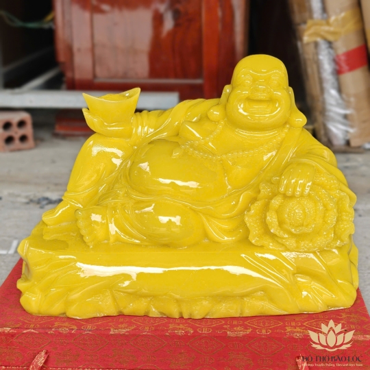 Tượng Di Lạc cầm thỏi vàng bằng bột đá mang phúc lạc và tài lộc cao 22cm